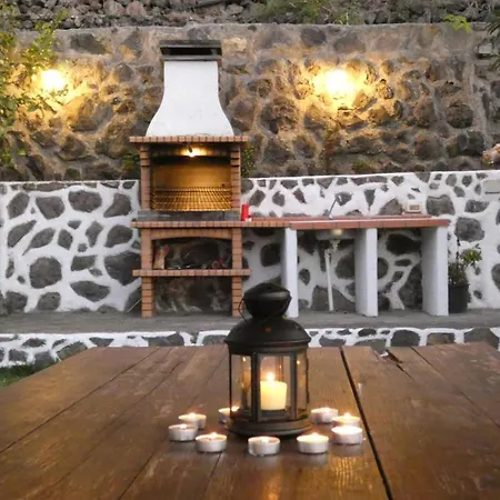 Εξοχικό σπίτι Live Con Cueva La Furnia 1