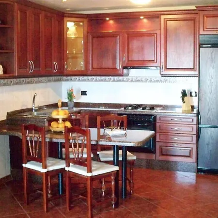 Live Con Cueva La Furnia 1 Casa rural