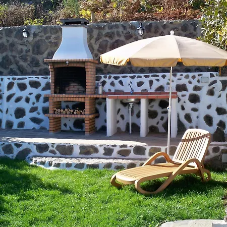 Live Con Cueva La Furnia 1 Casa rural